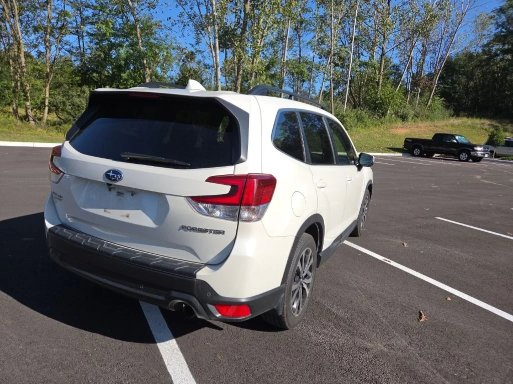 Used 2019 White Subaru Limited image 14