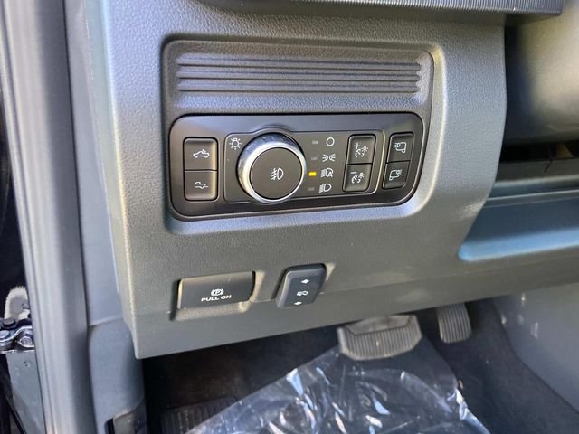 New 2026 Black Ford Platinum image 13