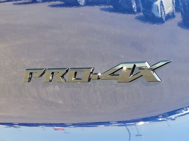 2025 Nissan Armada PRO-4X - Photo 9