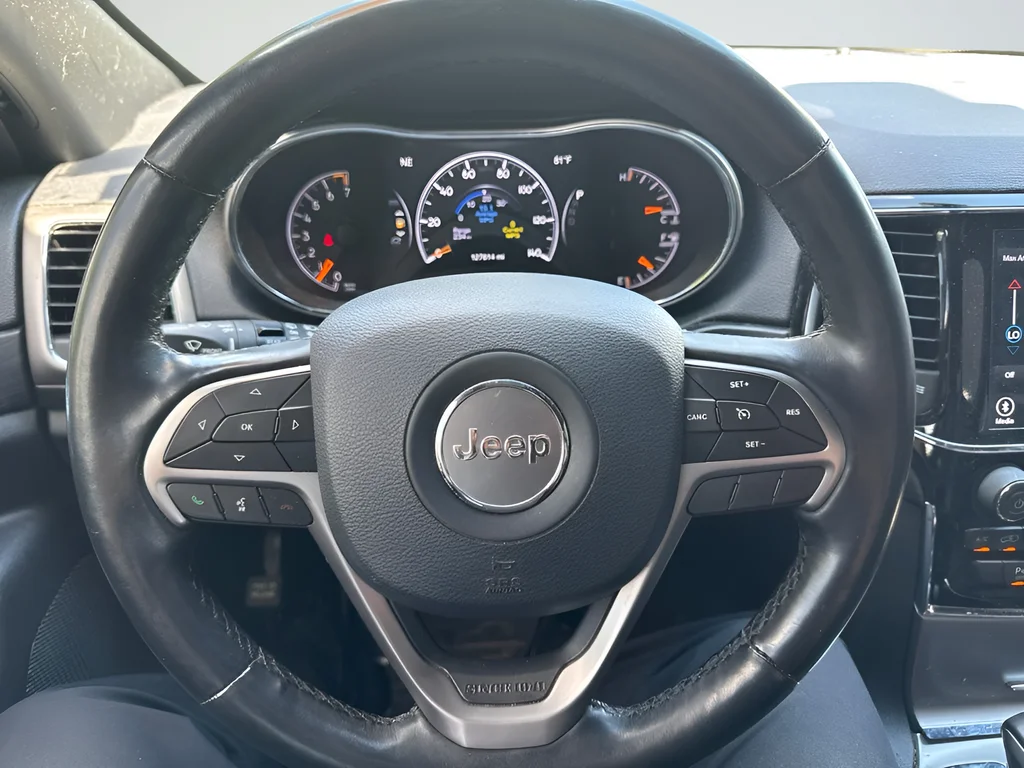 Used 2020 Gray Jeep Altitude image 15