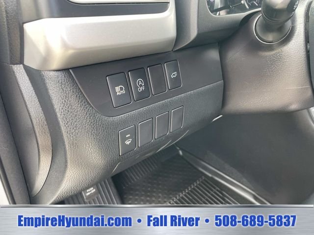 2017 Toyota Highlander XLE - Photo 22