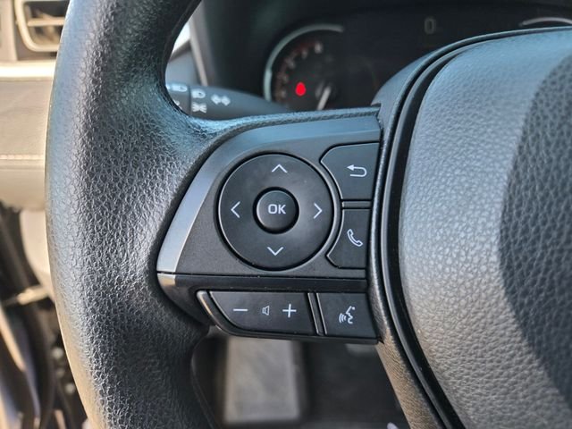 Used 2025  Toyota XLE image 21