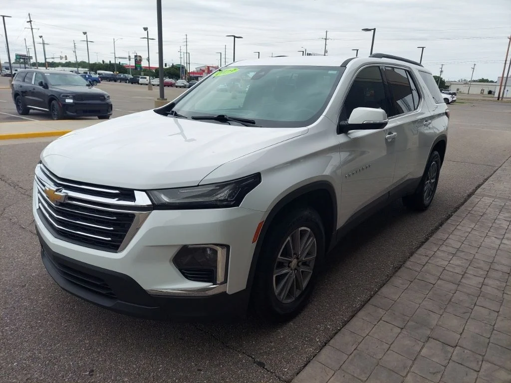 Used 2023 White Chevrolet LT Leather image 3