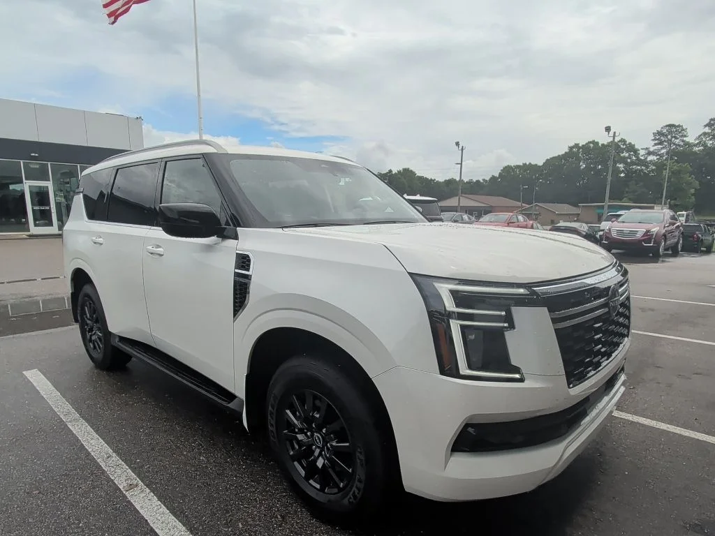 Used 2026 White Nissan SV image 5