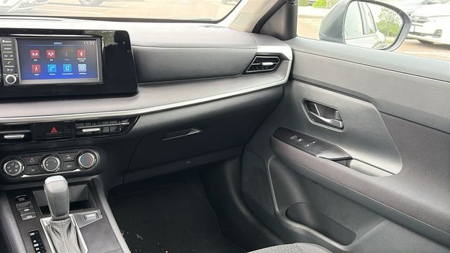 Used 2025 Gray Nissan S image 22