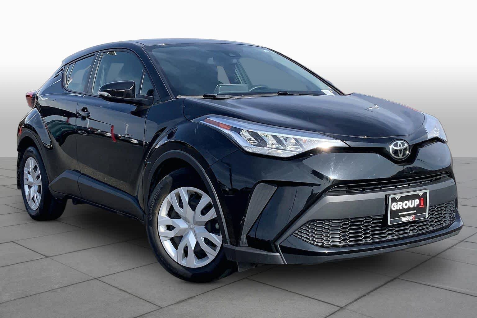 Used 2020 Black Sand Pearl Toyota XLE image 3