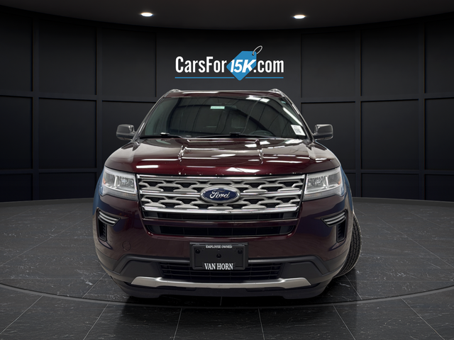 Used 2018 Burgundy Velvet Metallic Tinted Clearcoat Ford XLT image 2