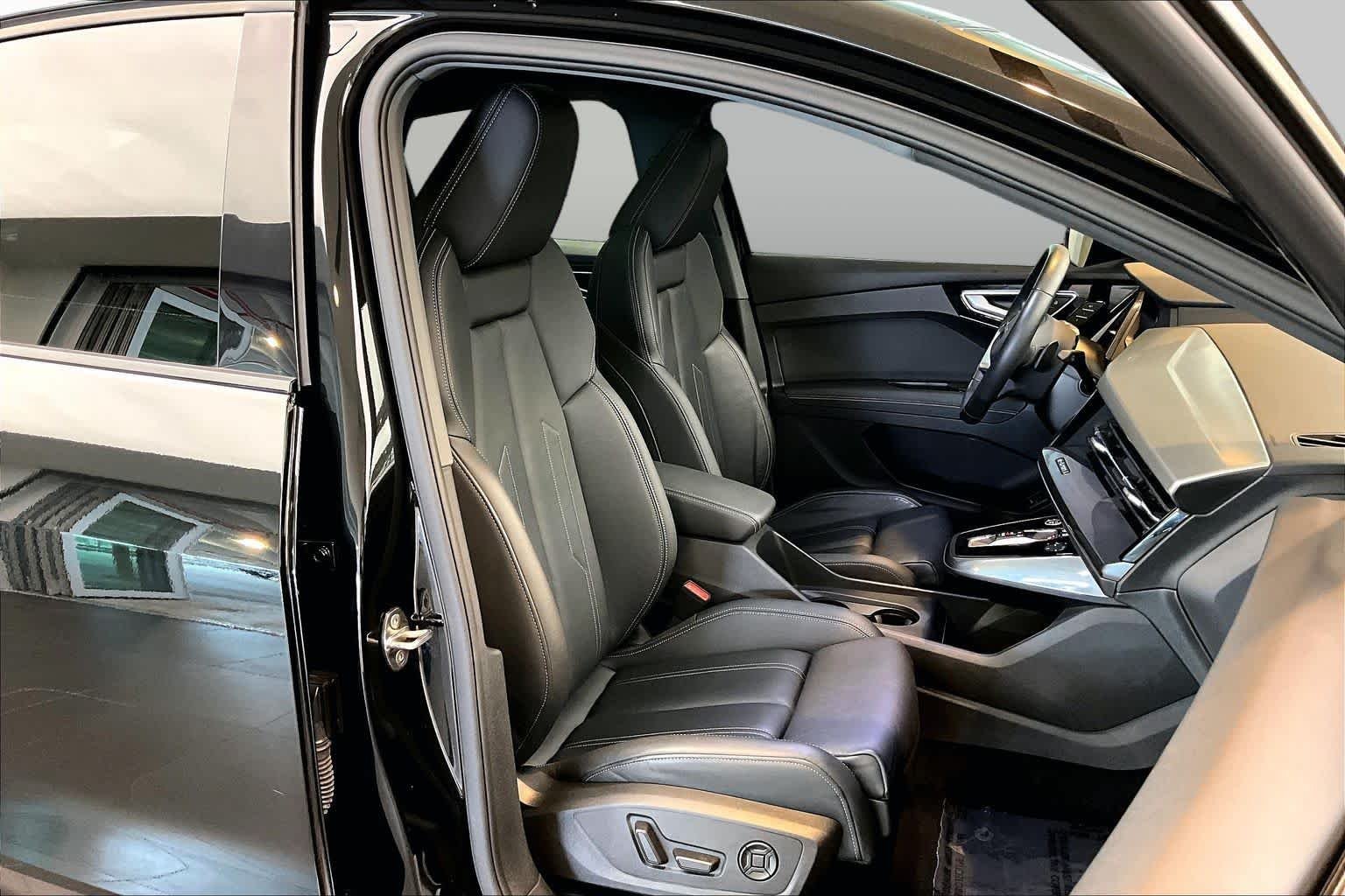 Certified Pre-Owned 2024 Audi Q4 E-tron Sportback Premium