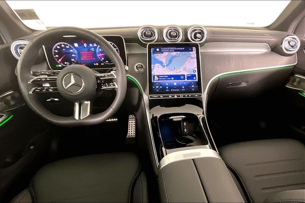 Used 2026 White Mercedes-Benz GLC 300 image 13