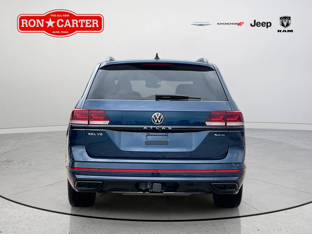 Certified Used 2023  Volkswagen 3.6L V6 SEL R-Line image 5