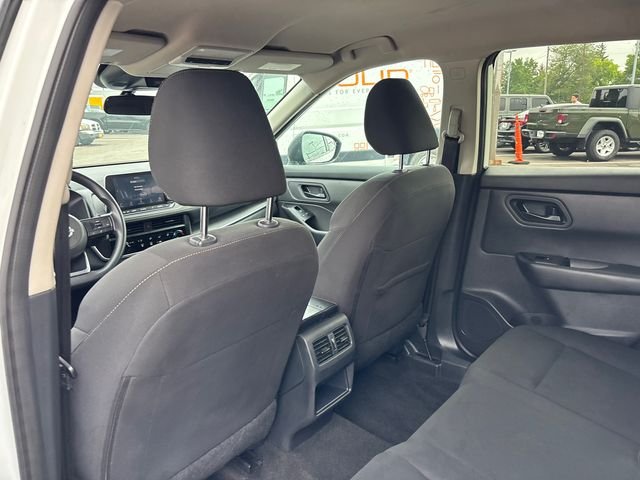 Used 2024 White Nissan S image 9
