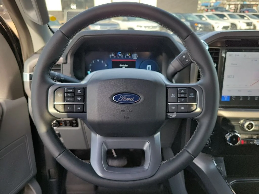 New 2026 Agate Black Metallic Ford XLT image 19
