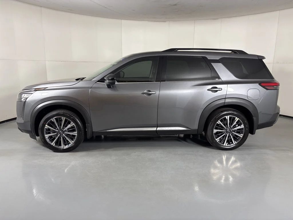 New 2026 Gun Metallic Nissan Platinum image 5