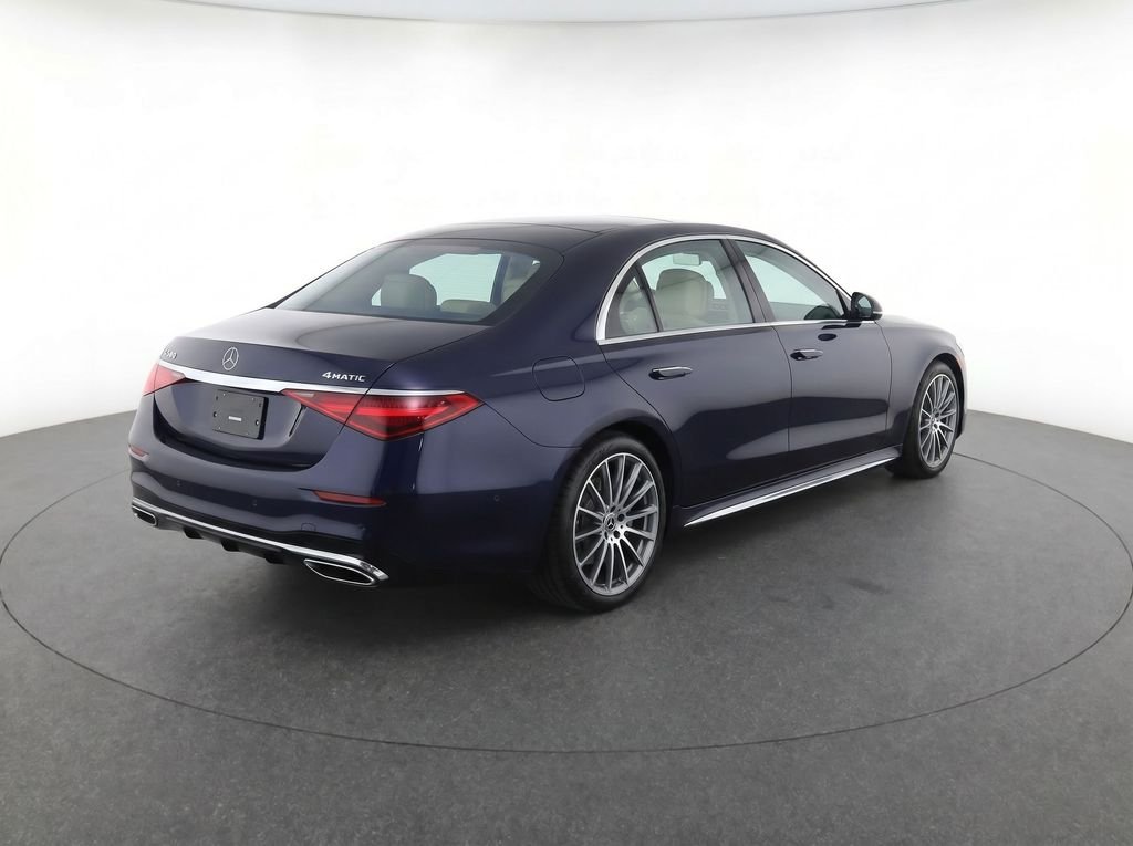 Certified Used 2023 Nautical Blue Metallic Mercedes-Benz S 580 image 4