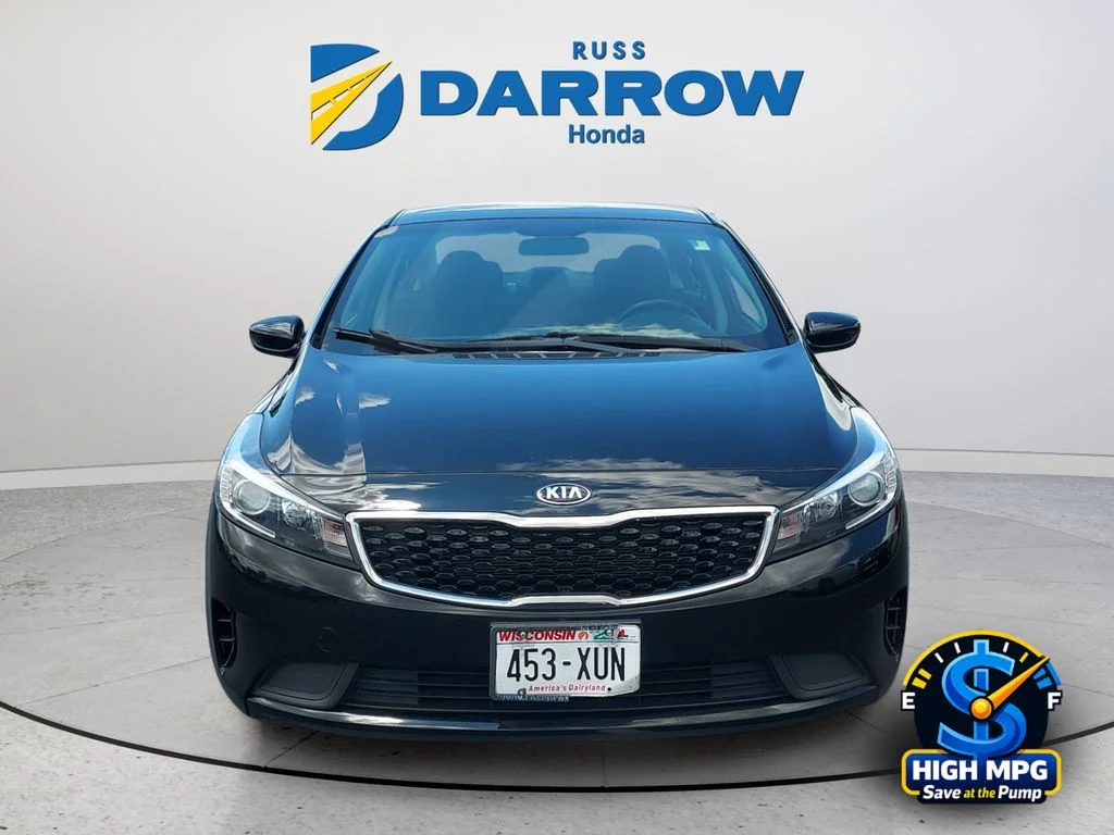 Used 2017 Black Kia S image 8