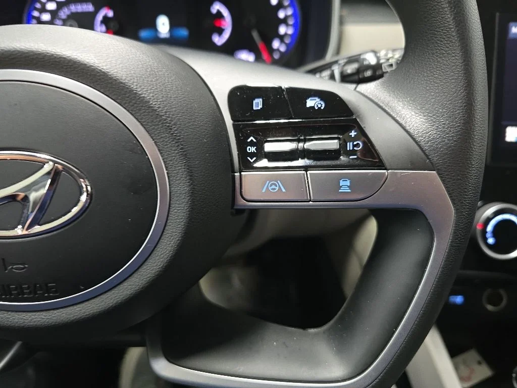 Used 2023 Gray Hyundai SEL image 20