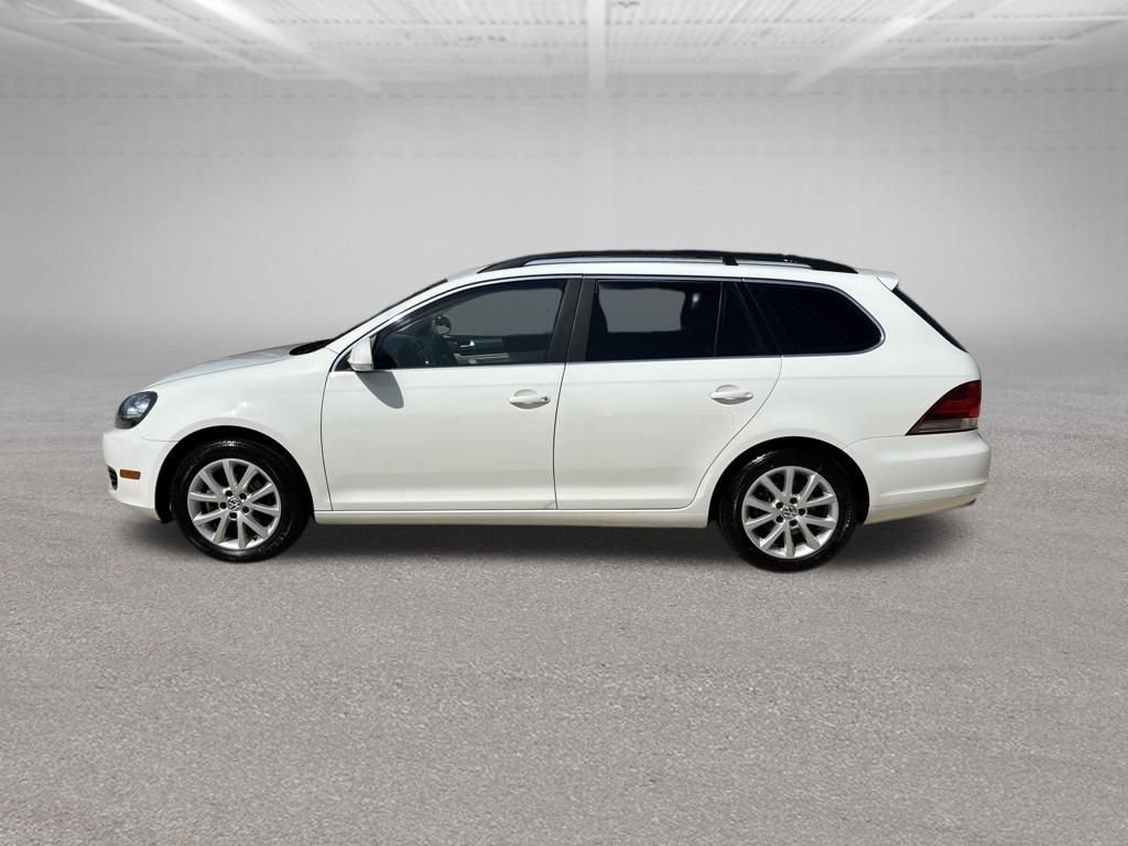 Used 2013 Candy White Volkswagen 2.5L SE image 2