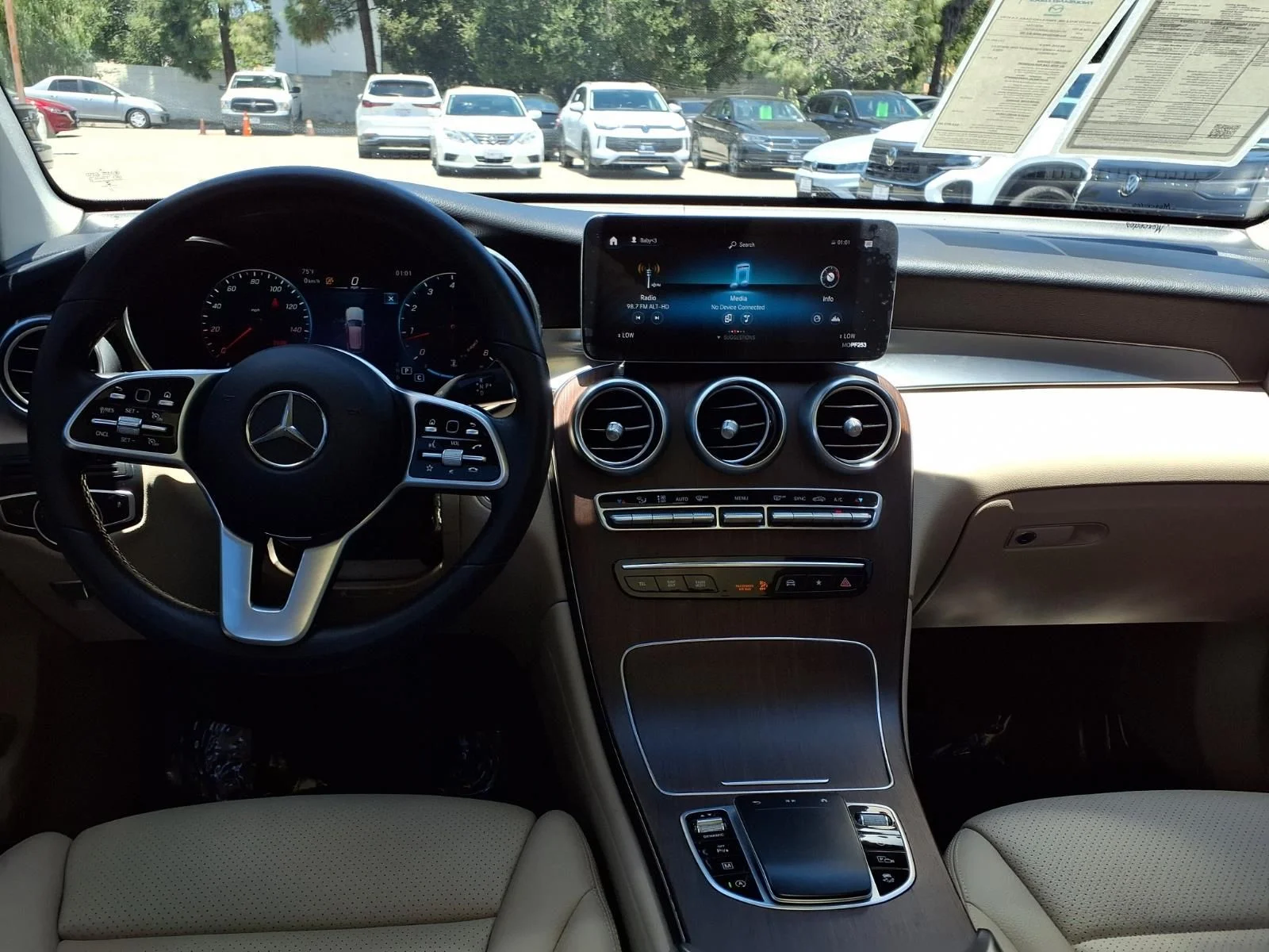 Used 2022 White Mercedes-Benz GLC 300 image 20