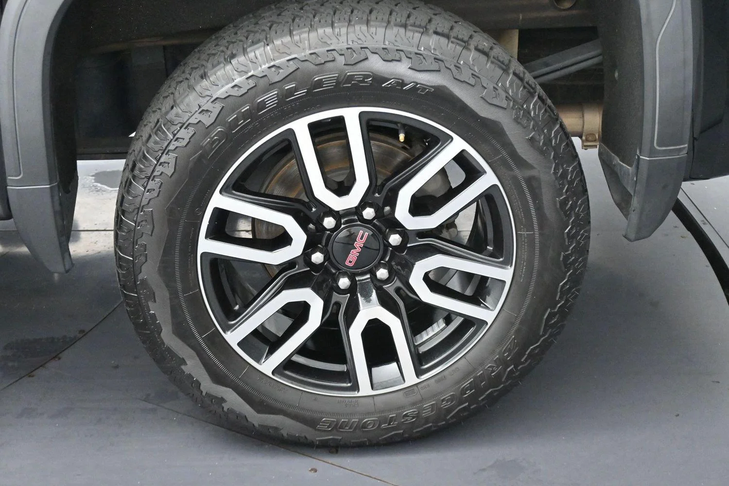 Used 2020 ONYX BLACK GMC AT4 image 37