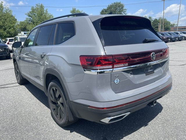 New 2026 Pure Gray Volkswagen 2.0T SE W/TECHNOLOGY image 2