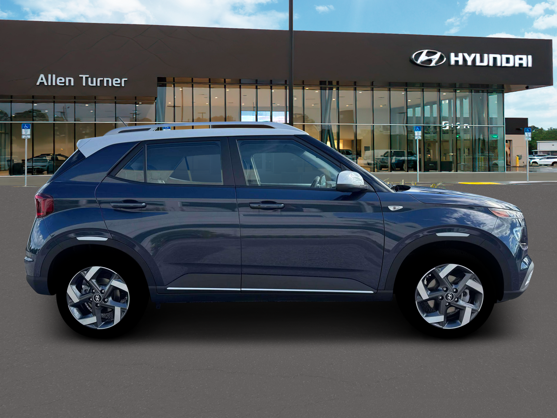 New 2026 Denim w/White Roof Hyundai SEL w/Two-Tone Roof image 9