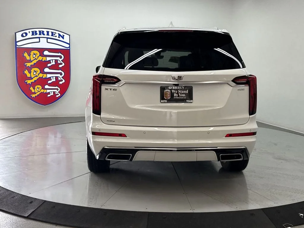 Used 2024 Crystal White Cadillac Premium Luxury image 11