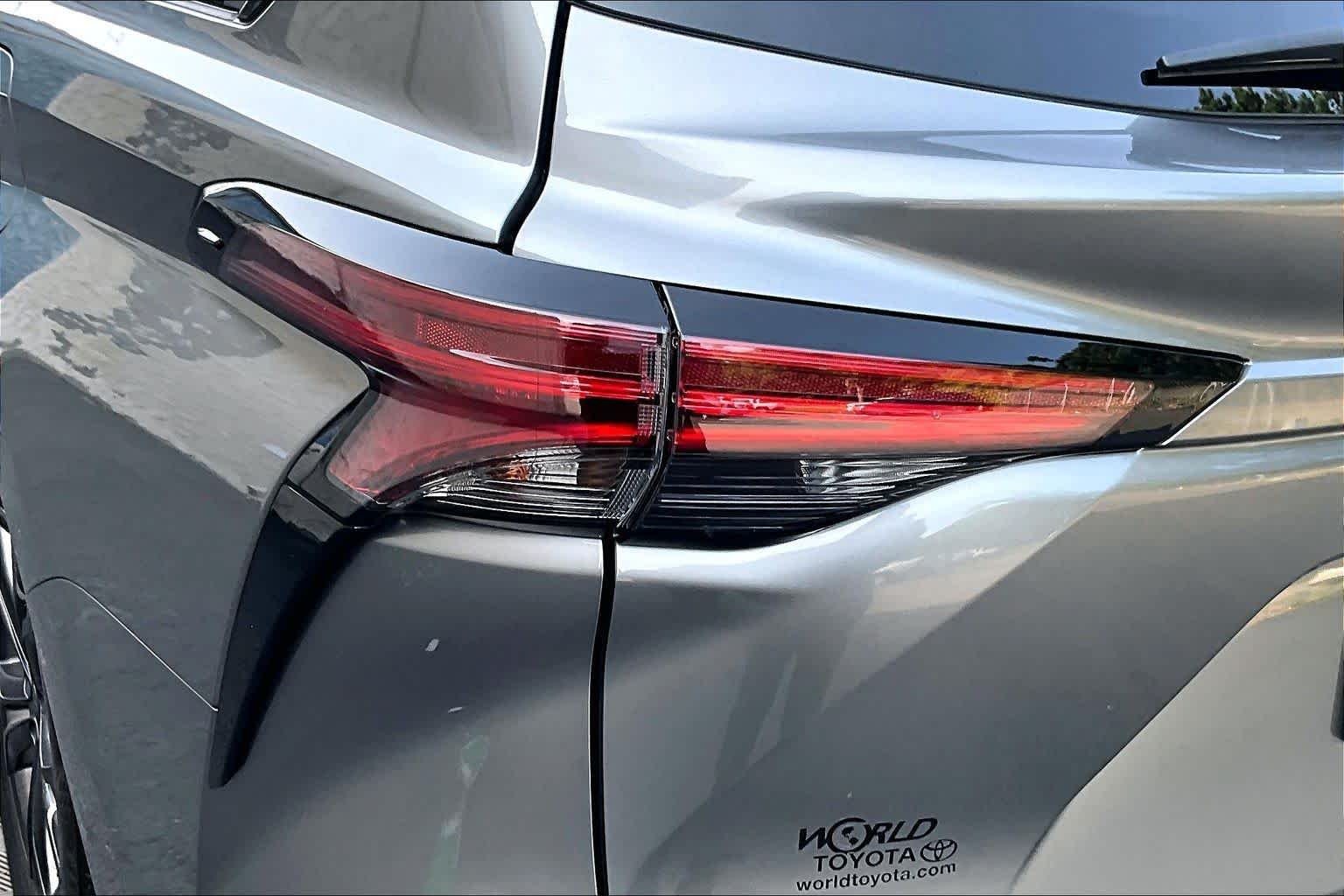 Used 2026 Heavy Metal Toyota XSE image 29