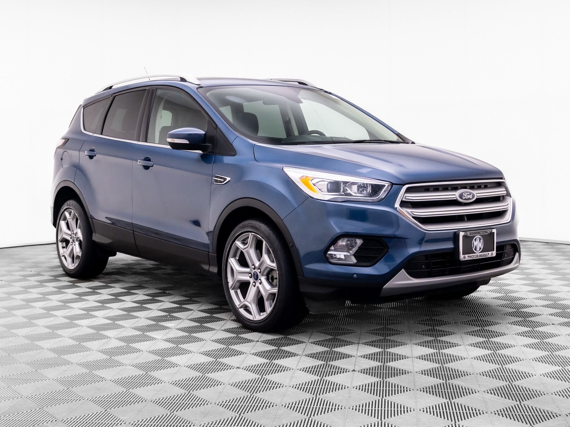 Used 2018 Blue Ford Titanium image 9