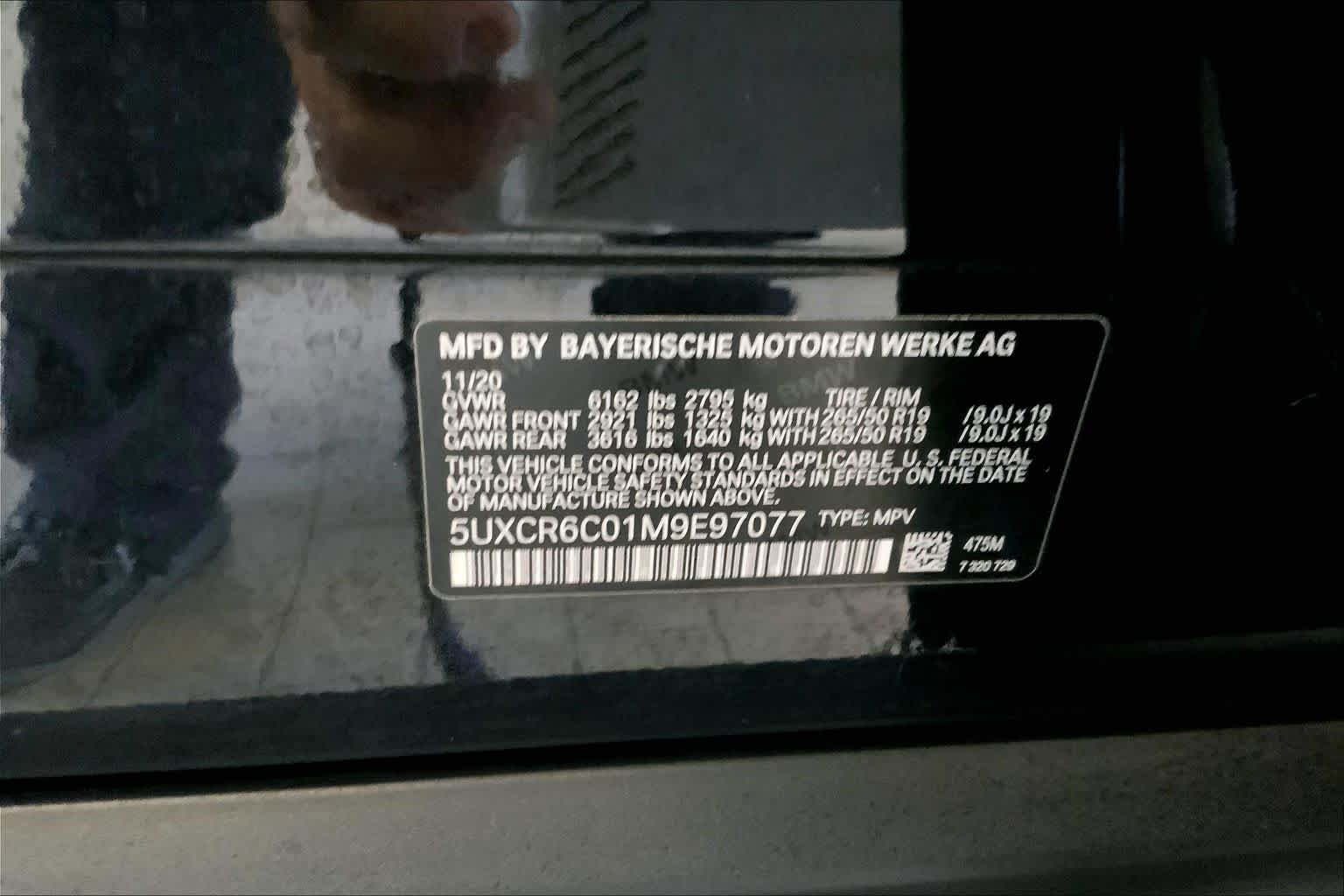 Used 2021 Black Sapphire Metallic BMW xDrive40i image 35
