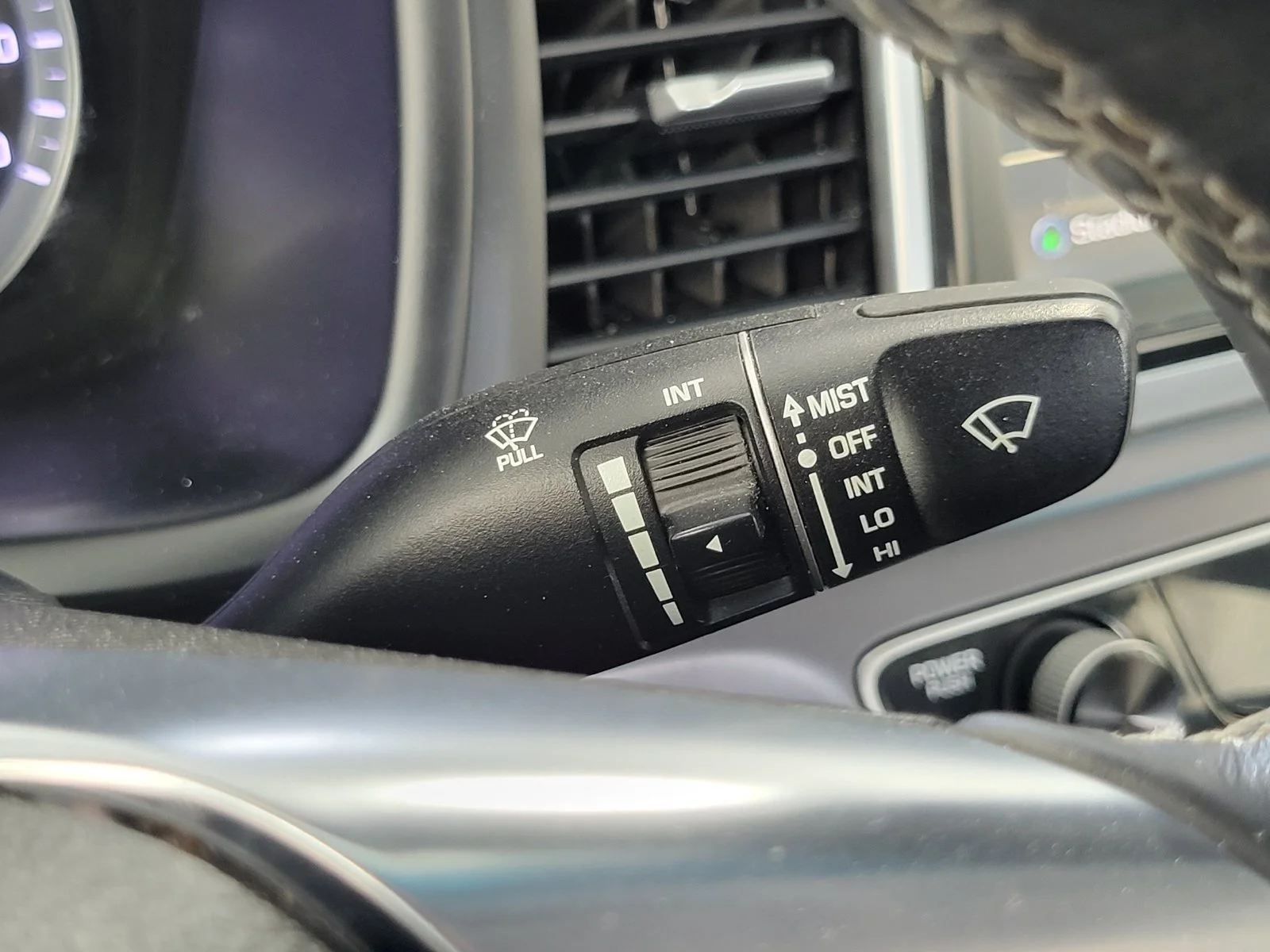 Used 2018 White Hyundai Limited image 19