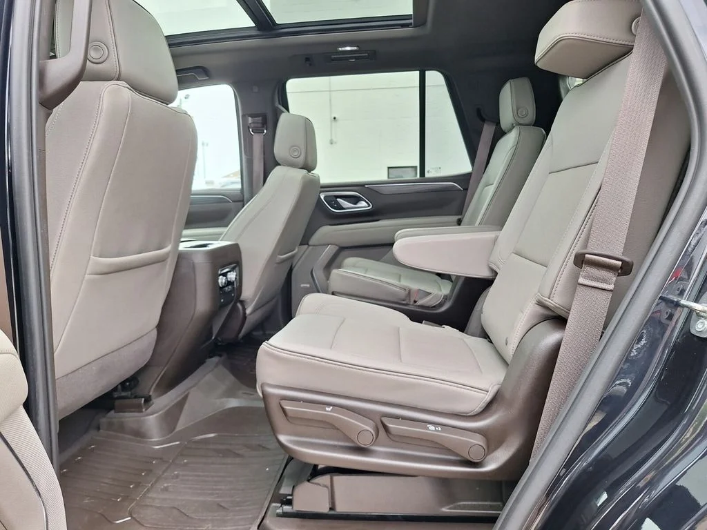 Used 2023 Blue GMC SLT image 11