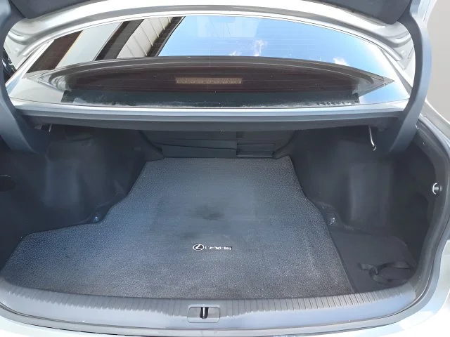 Used 2020 Silver Lexus 300 image 26