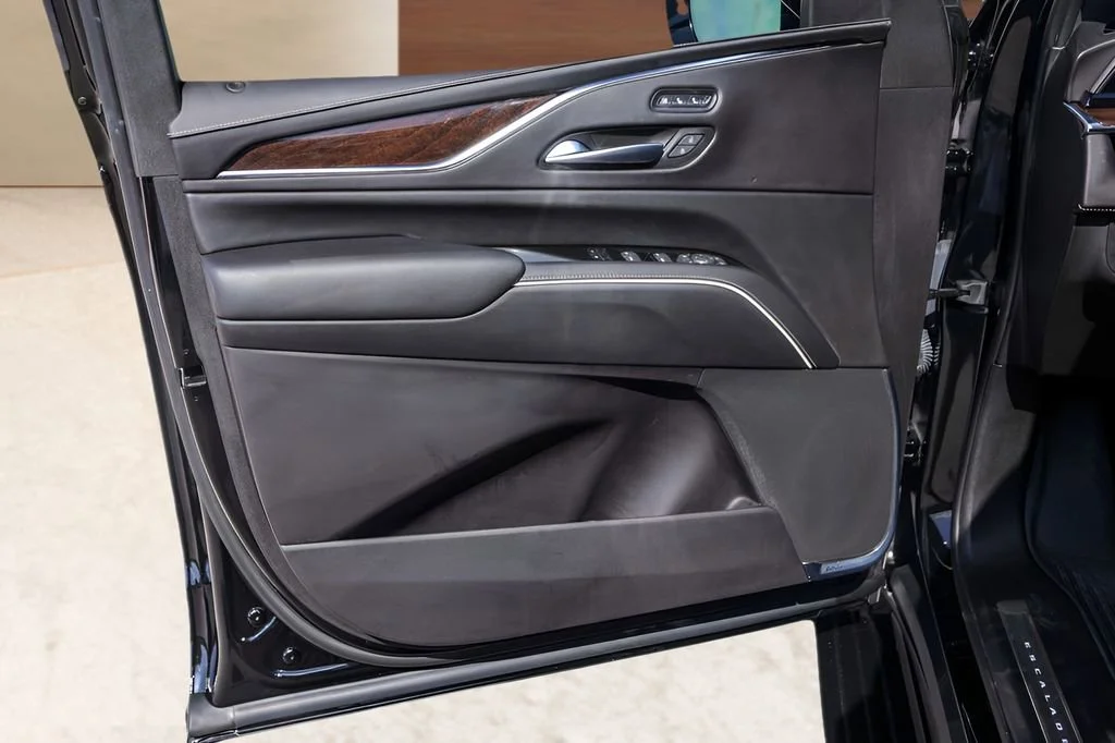 Certified Used 2023 Black Raven Cadillac Sport Platinum image 25