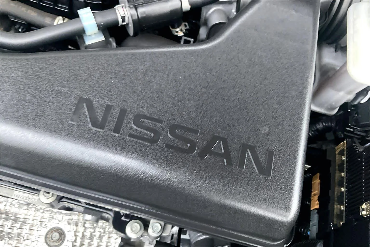 Used 2020 Scarlet Ember Tintcoat Nissan SV image 34