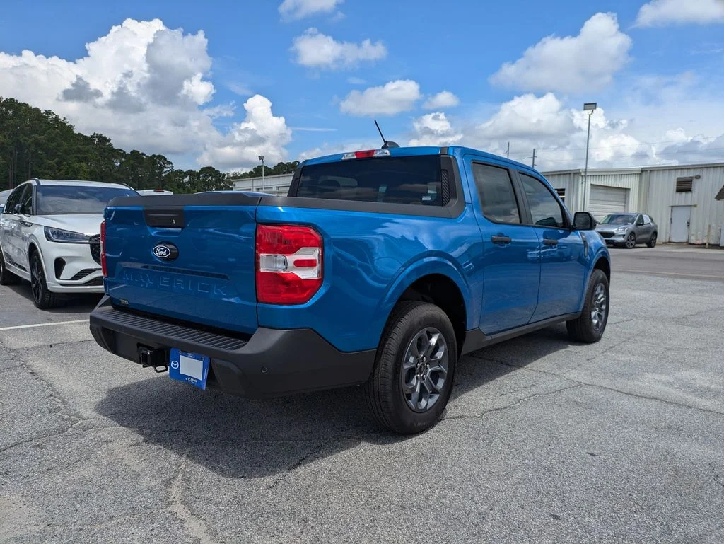 New 2026 Velocity Blue Ford XLT image 4