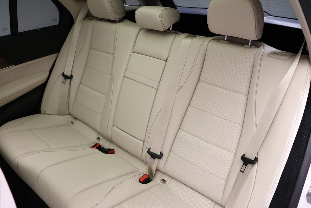 Certified Used 2024 Polar White Mercedes-Benz GLE 450 image 45