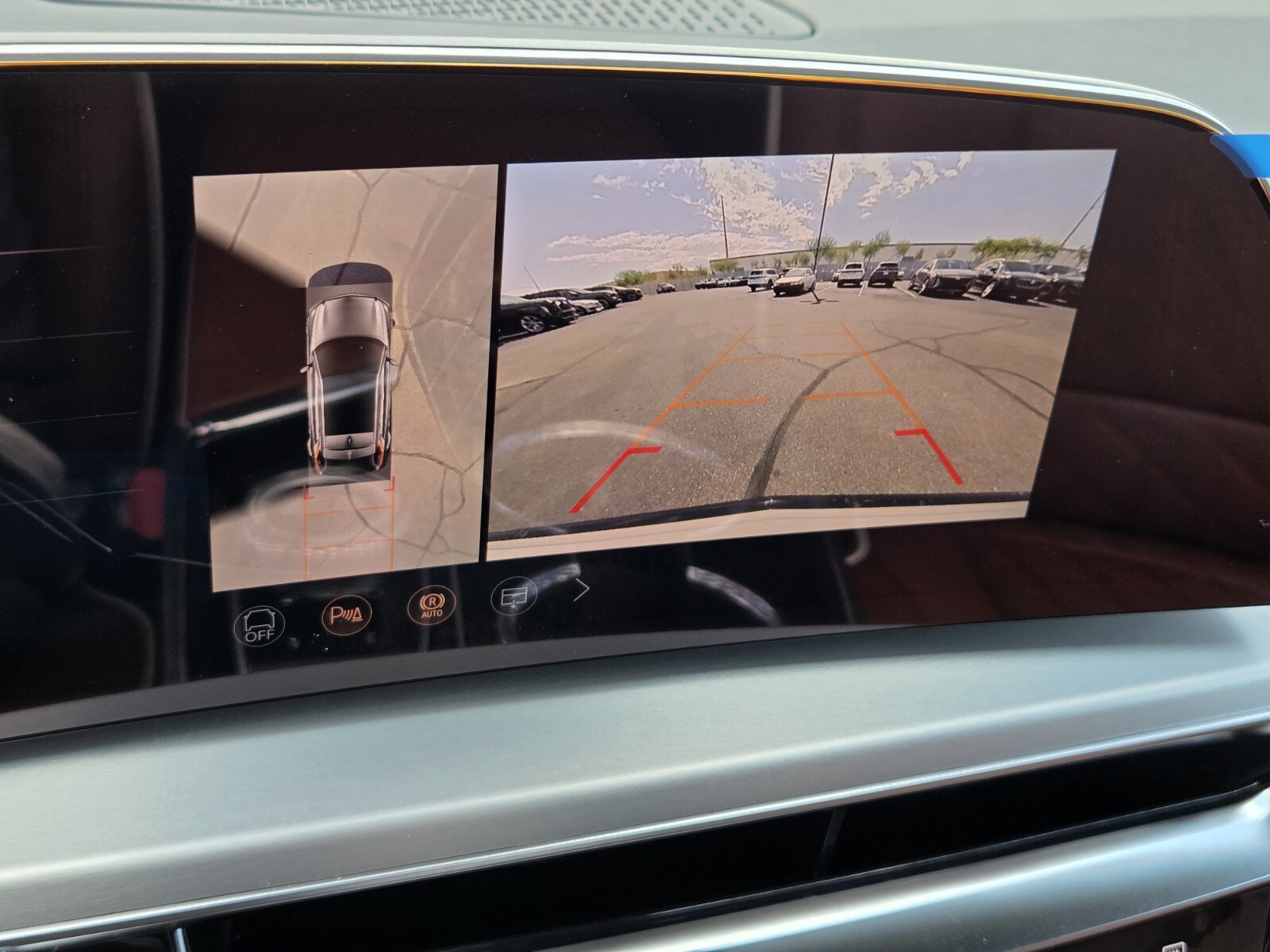 2027 Cadillac LYRIQ Signature Sport - Photo 25