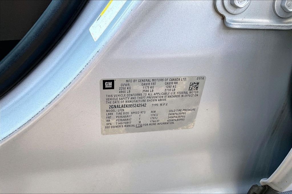 Used 2014 Silver Chevrolet LS image 37