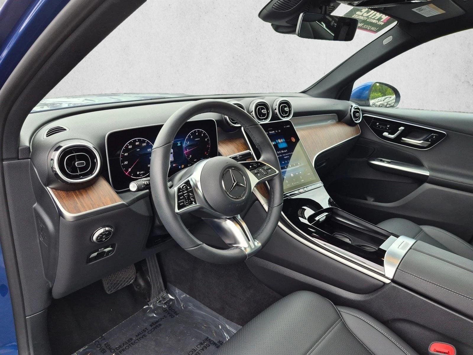 Certified Used 2026 Starling Blue Metallic Mercedes-Benz GLC 300 image 10