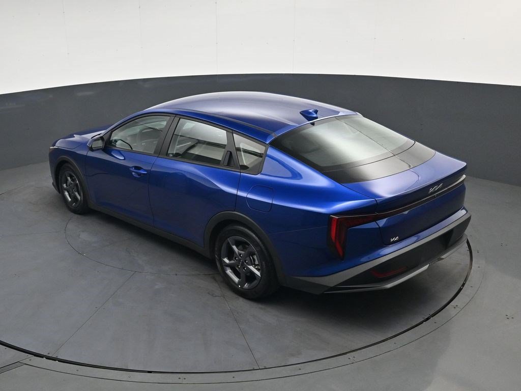 Used 2025 Deep Sea Blue Kia LXS image 24