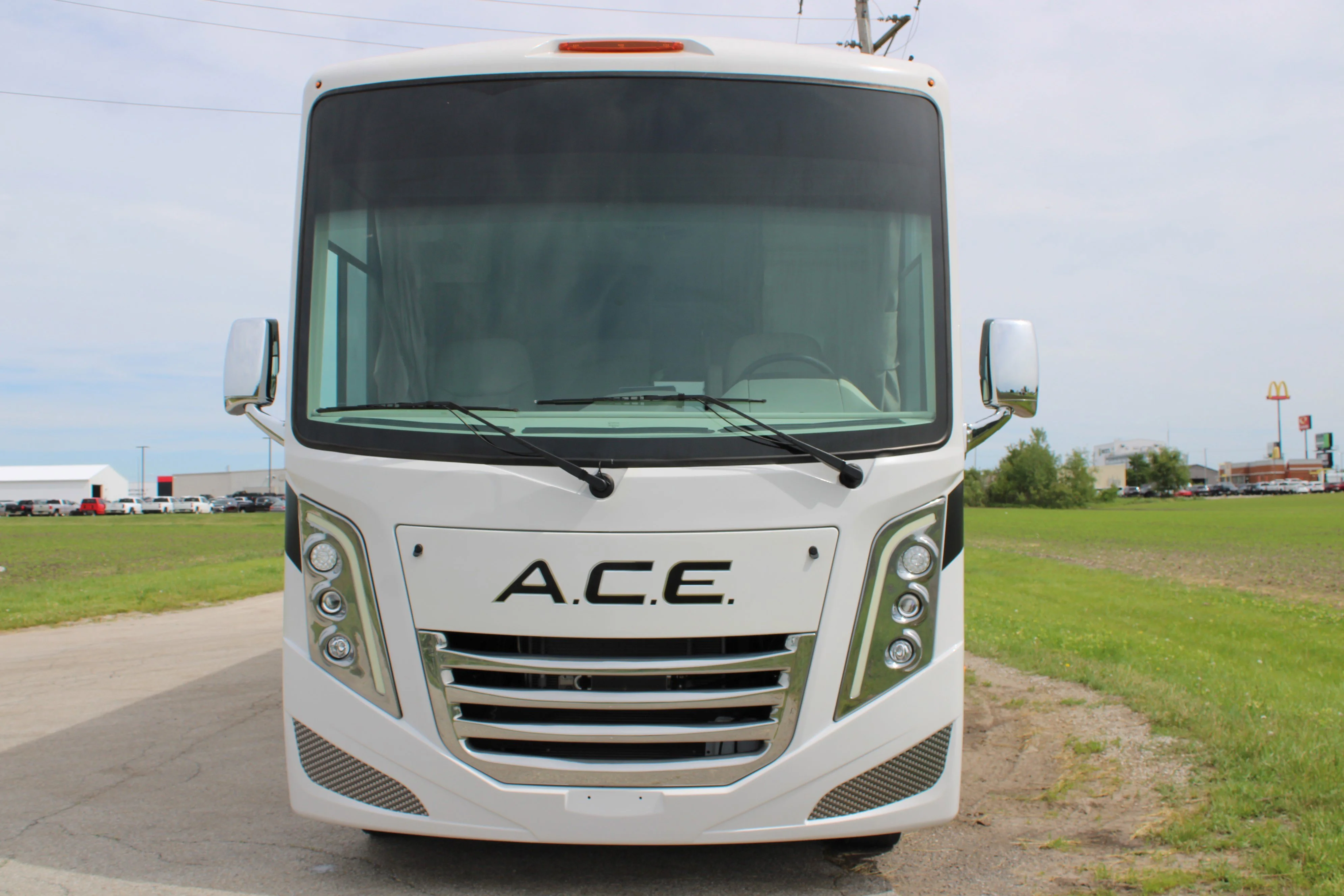 Used 2023 White Ford  image 9