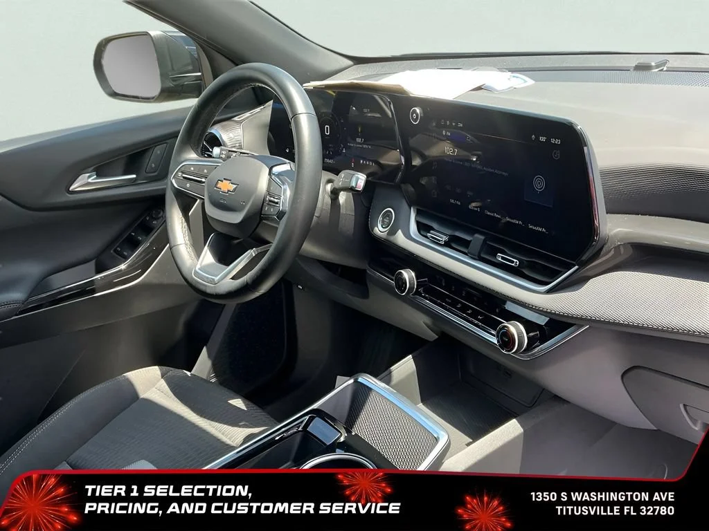 Used 2025 Mosaic Black Metallic Chevrolet LT image 19