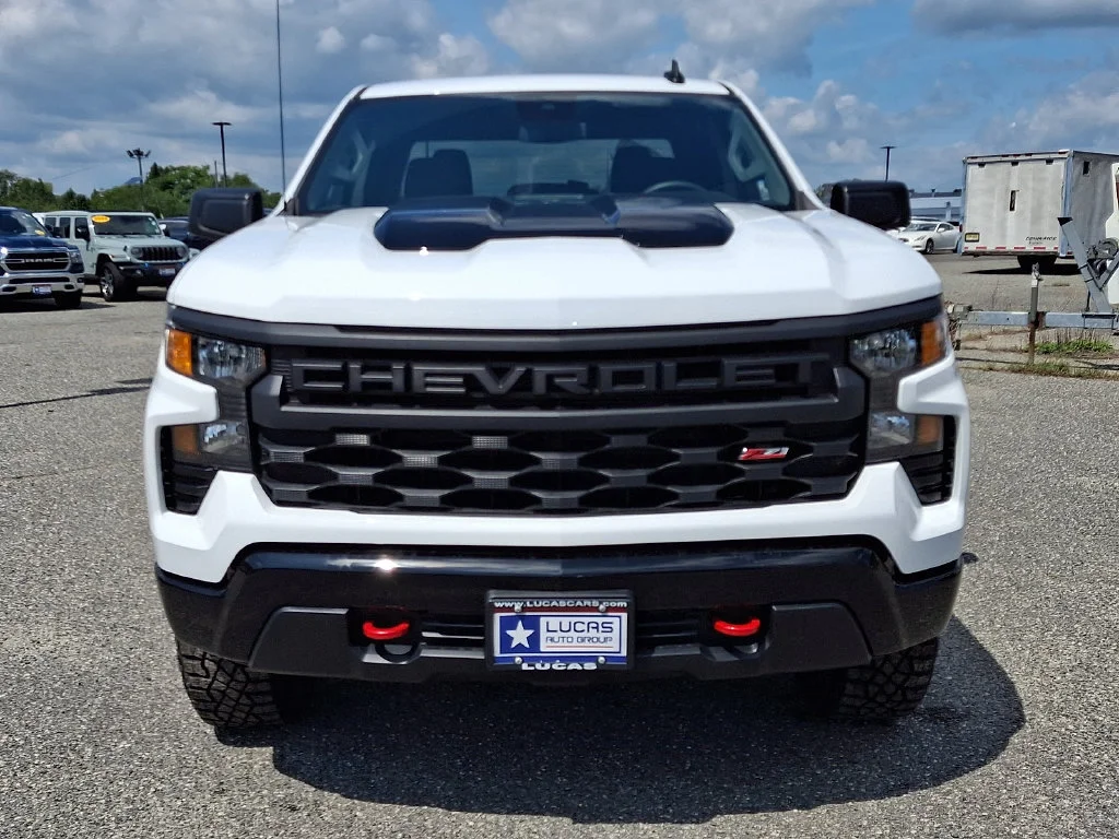 New 2026 Summit White Chevrolet Custom Trail Boss image 2