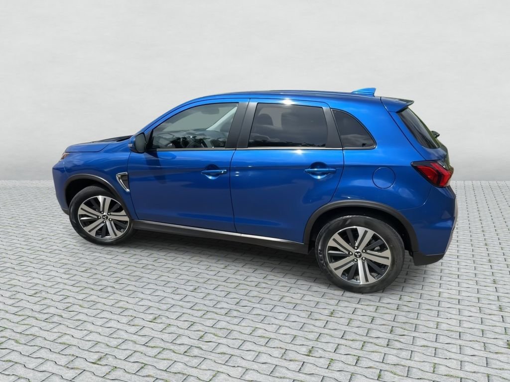 Used 2024  Mitsubishi 2.0 SE image 6