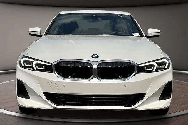 2025 BMW 3 Series 330i