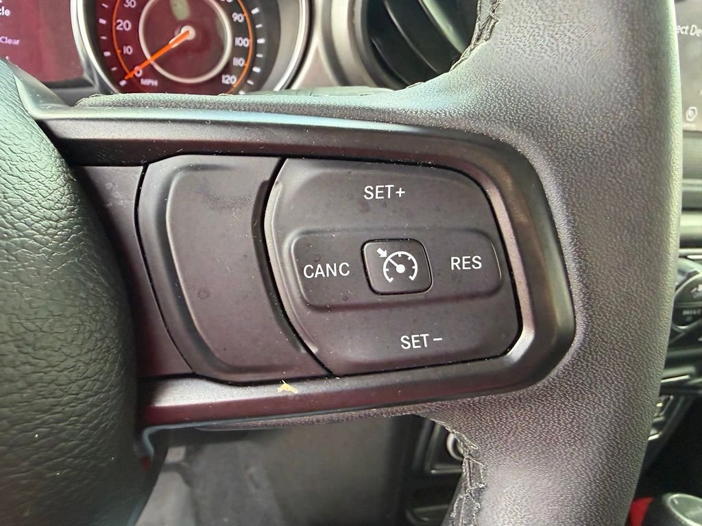 Used 2023 White Jeep Sport S image 18