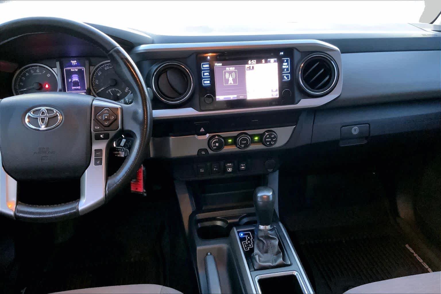 Pre-Owned 2019 Toyota Tacoma SR5