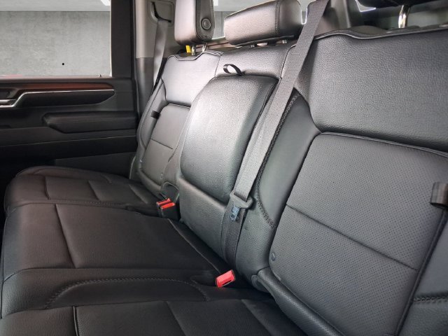 Used 2024 Onyx Black GMC Denali image 23