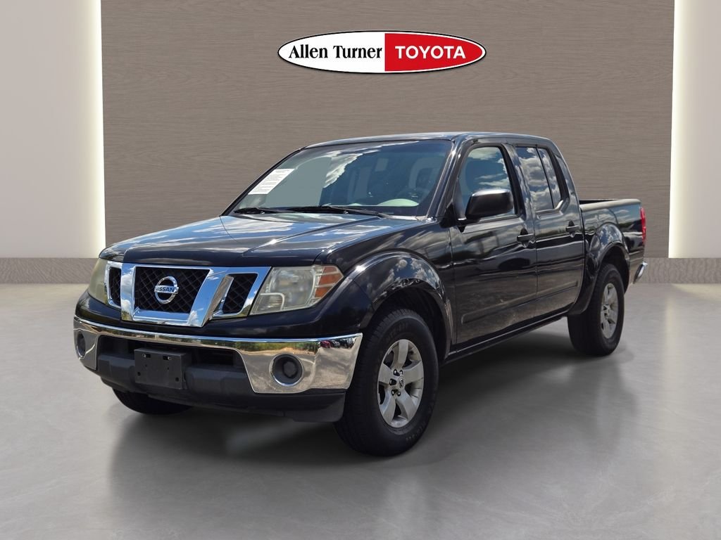 Used 2011 Black Nissan SV image 3