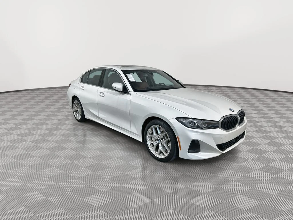 Used 2025 White BMW 330i image 2